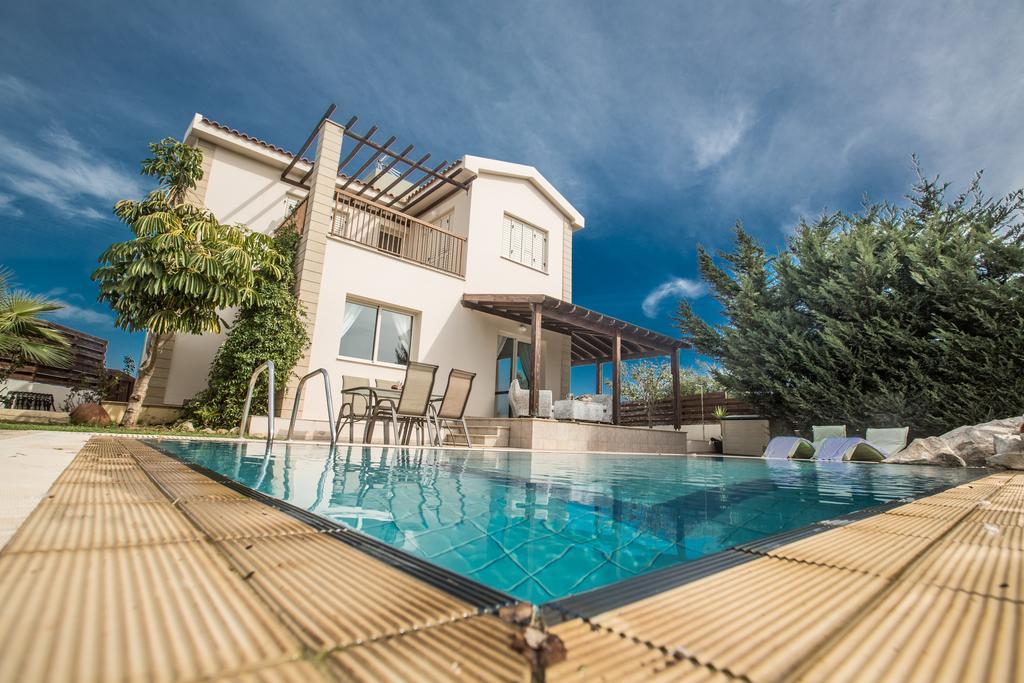 Sunny Coast Villa Айя-Напа Экстерьер фото